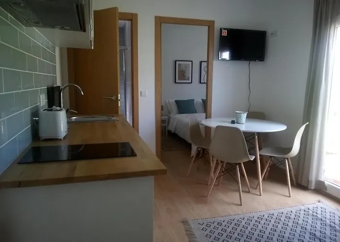 Casal Do Pinheiro * אובידוס