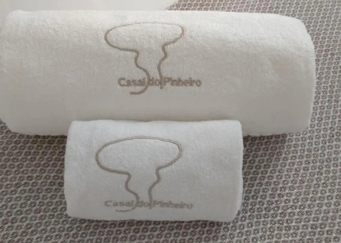 Casal Do Pinheiro בית נופש אובידוס